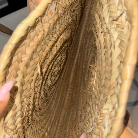 LIKE NEW! FRENCH BASKETS Round Straw Tote Bag - Picture 6 of 6